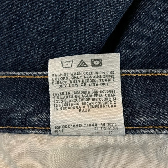 Wrangler Relaxed Fit Jeans - Picture 6 of 7